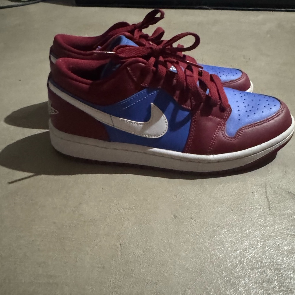 Women’s Jordan 1